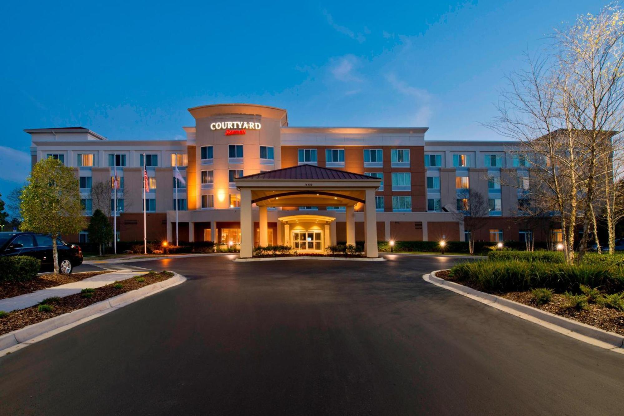Courtyard Flagler Center Hotel 3*