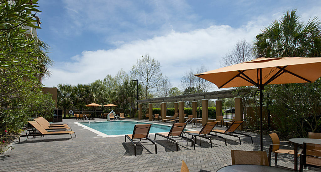 Courtyard Flagler Center Hotel Jacksonville